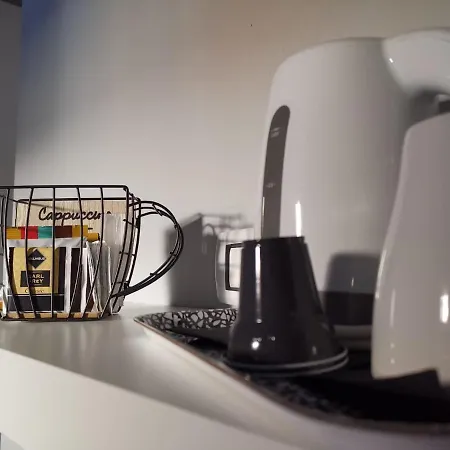 ゲストハウス Re Carlo カターニア