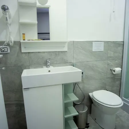 Vendégház Re Carlo 3*