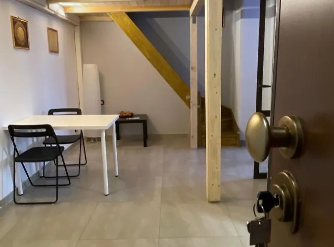 Re Carlo ゲストハウス カターニア